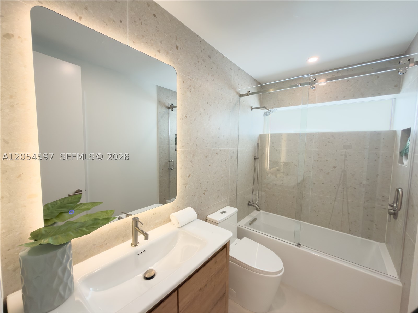 11450 SW 92nd Ct Miami, FL 33176