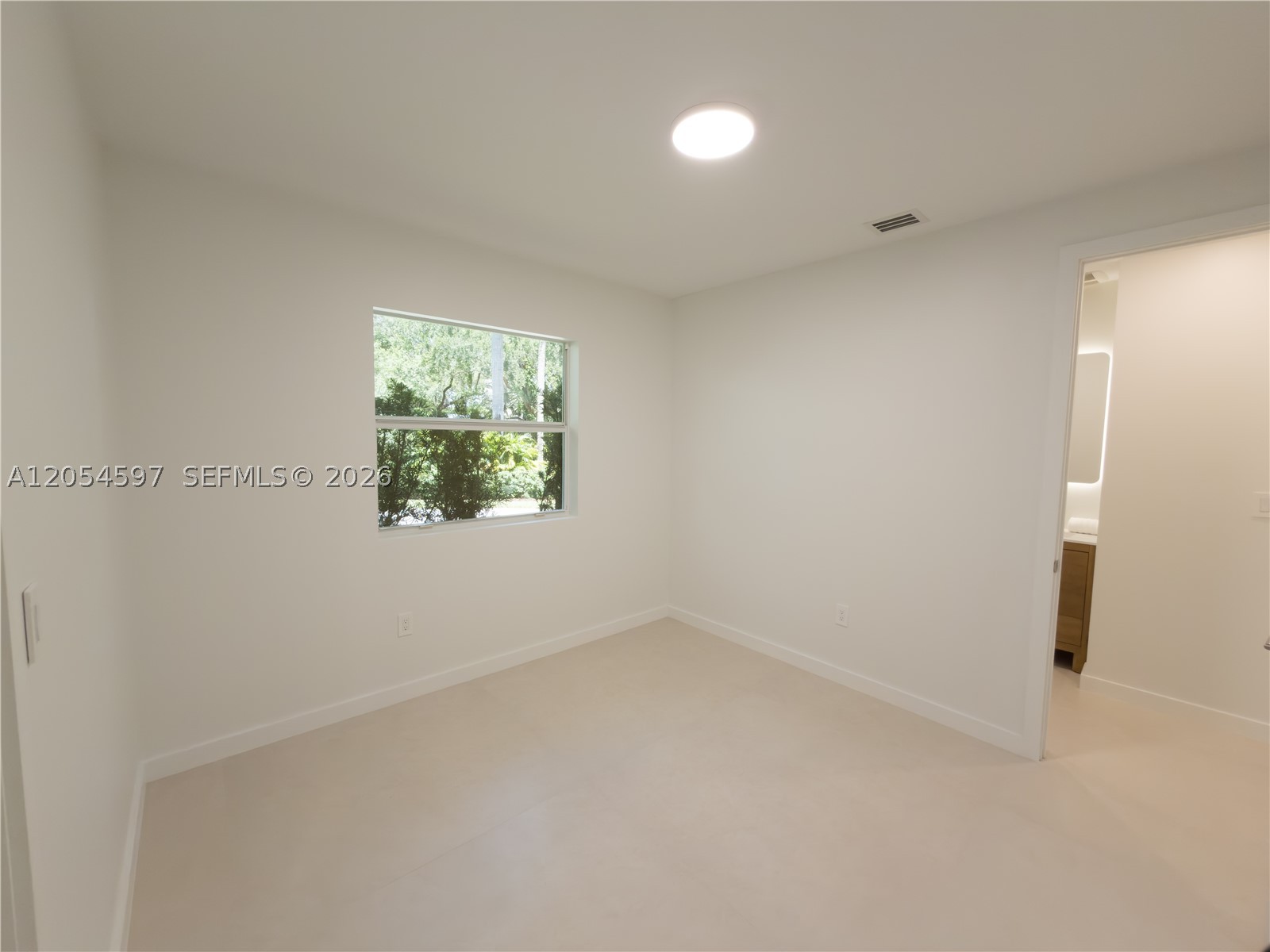 11450 SW 92nd Ct Miami, FL 33176