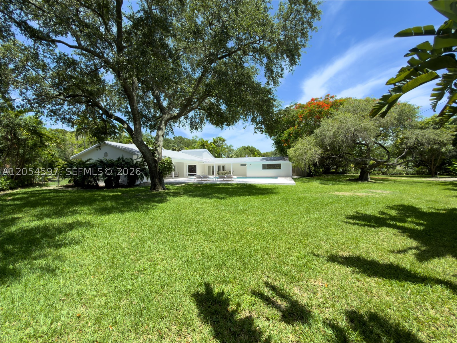 11450 SW 92nd Ct Miami, FL 33176