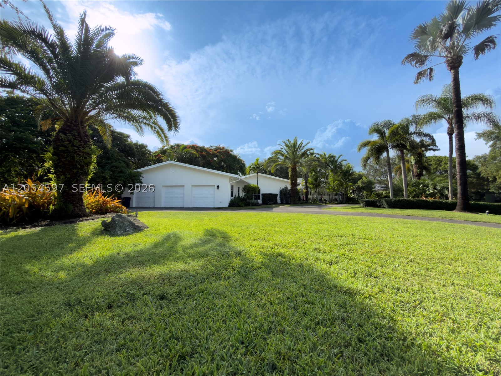 11450 SW 92nd Ct Miami, FL 33176