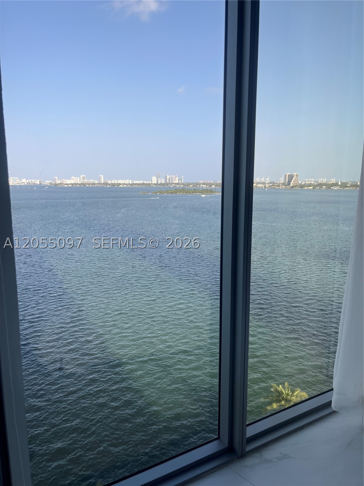 image Biscayne Beach2