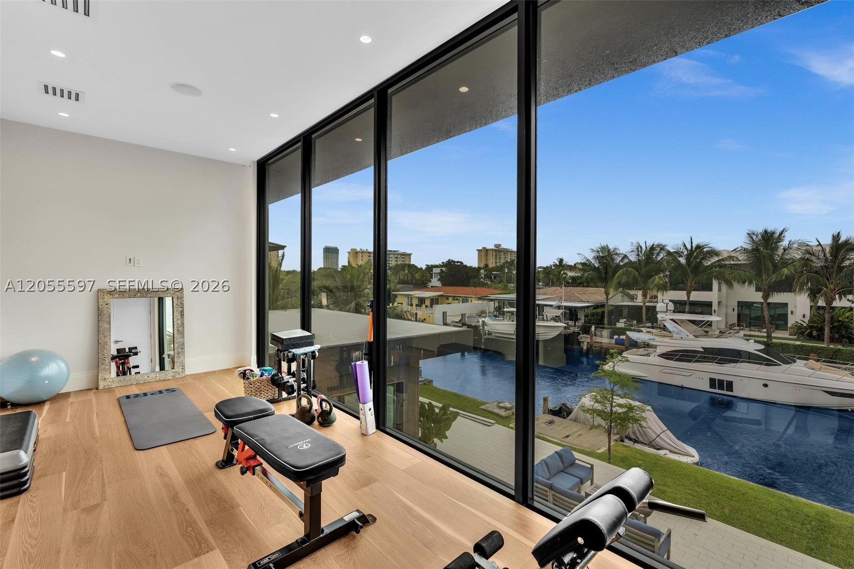 13045 Coronado Ter North Miami, FL 33181