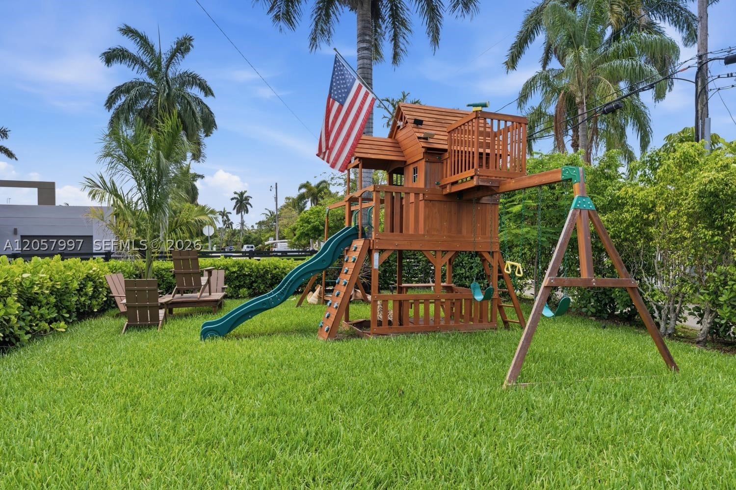 1204 S Northlake Dr Hollywood, FL 33019