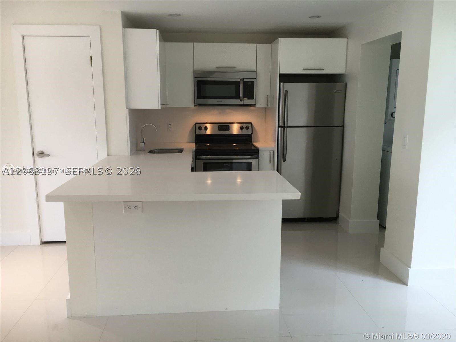1620 Bay Rd Miami Beach, FL 33139
