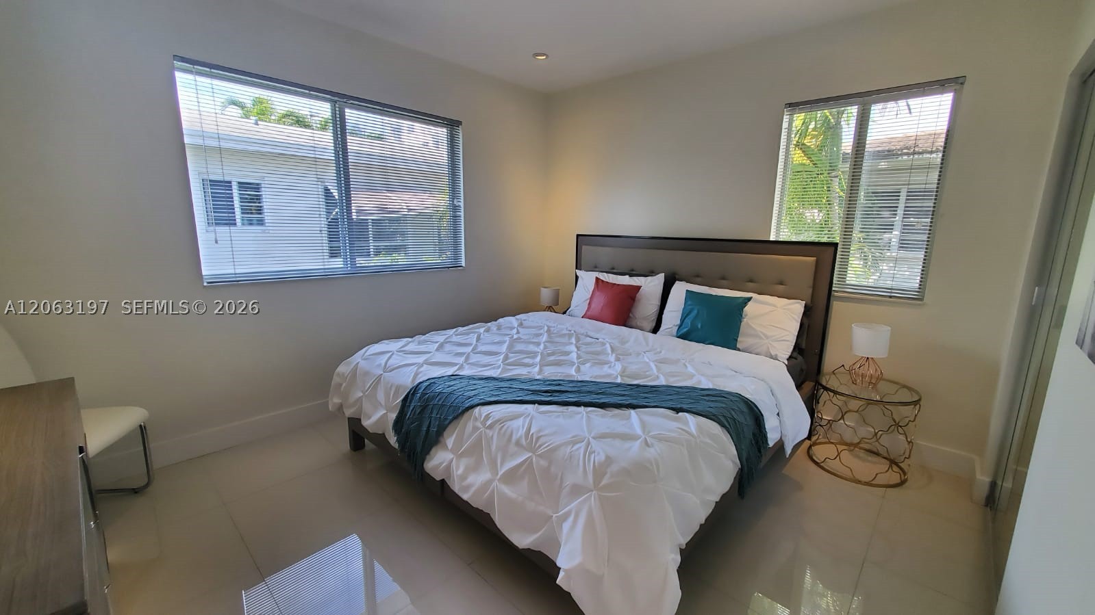 1620 Bay Rd Miami Beach, FL 33139