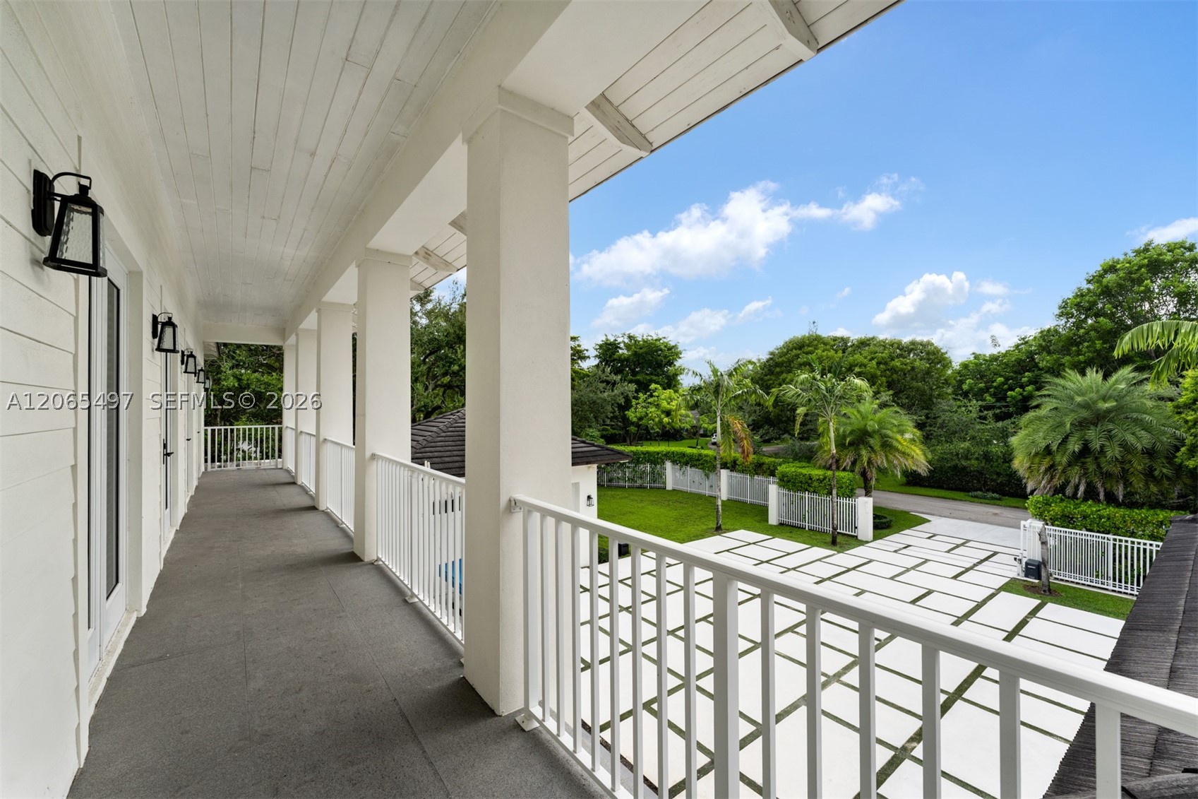 11275 SW 64th Ave Pinecrest, FL 33156