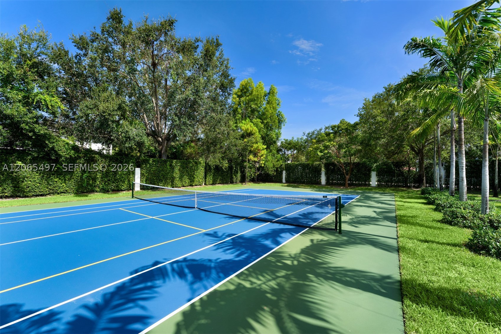 11275 SW 64th Ave Pinecrest, FL 33156
