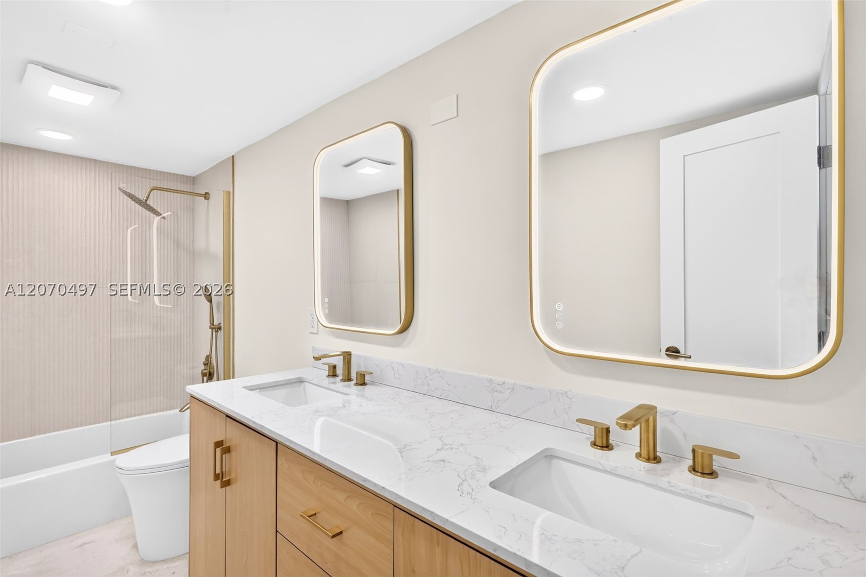 image Arlen House East19
