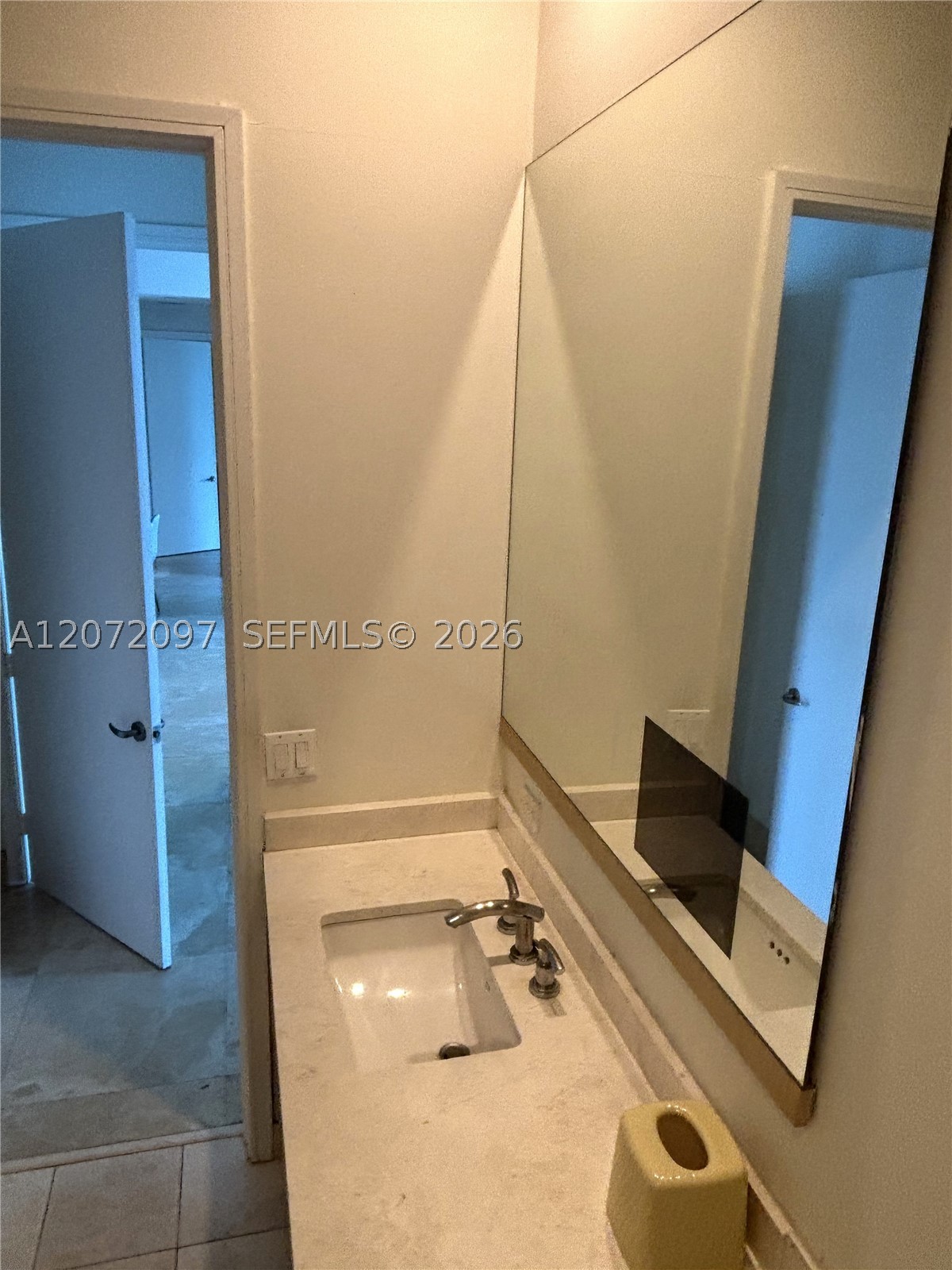 900 Brickell Key Blvd #2602 Miami, FL 33131