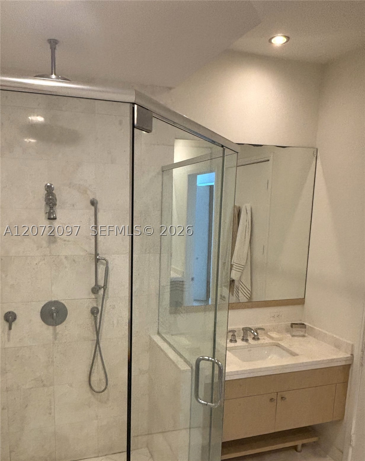 900 Brickell Key Blvd #2602 Miami, FL 33131