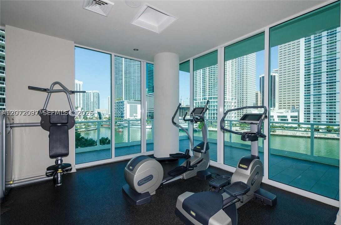 900 Brickell Key Blvd #2602 Miami, FL 33131