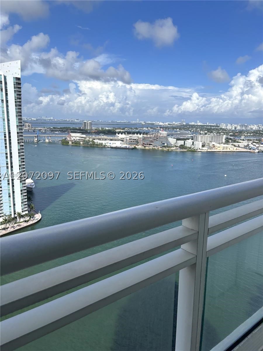 900 Brickell Key Blvd #2602 Miami, FL 33131