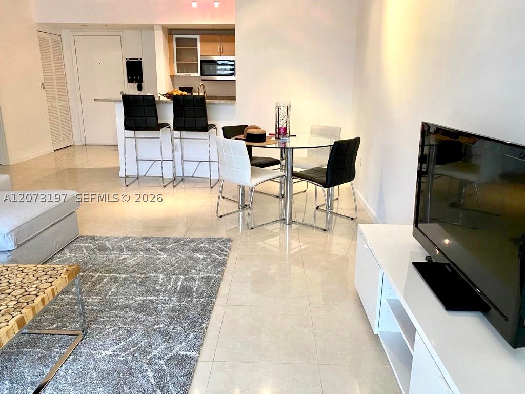 image The Venture at Aventura6
