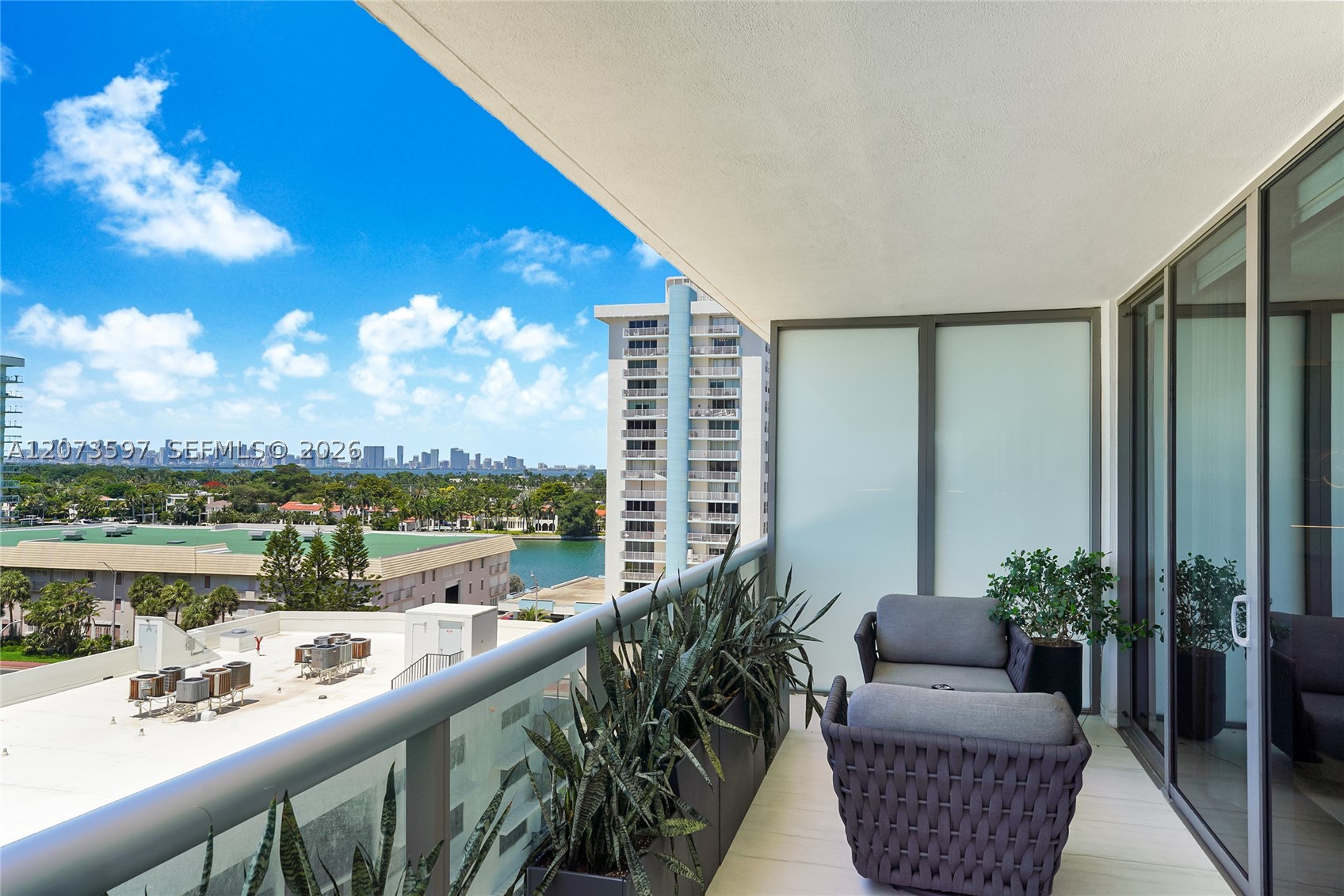 5875 Collins Ave #902 Miami Beach, FL 33140