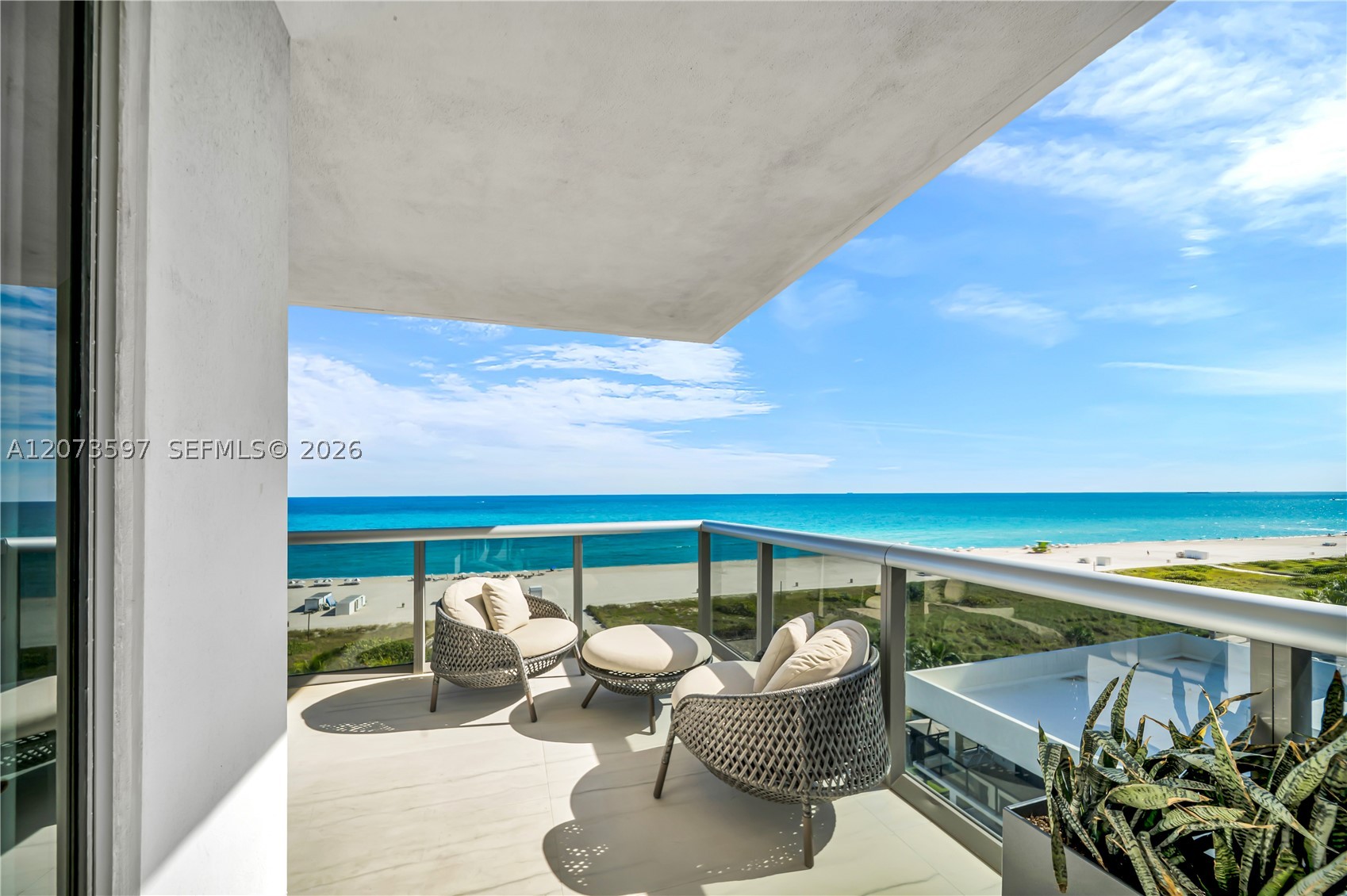 5875 Collins Ave #902 Miami Beach, FL 33140