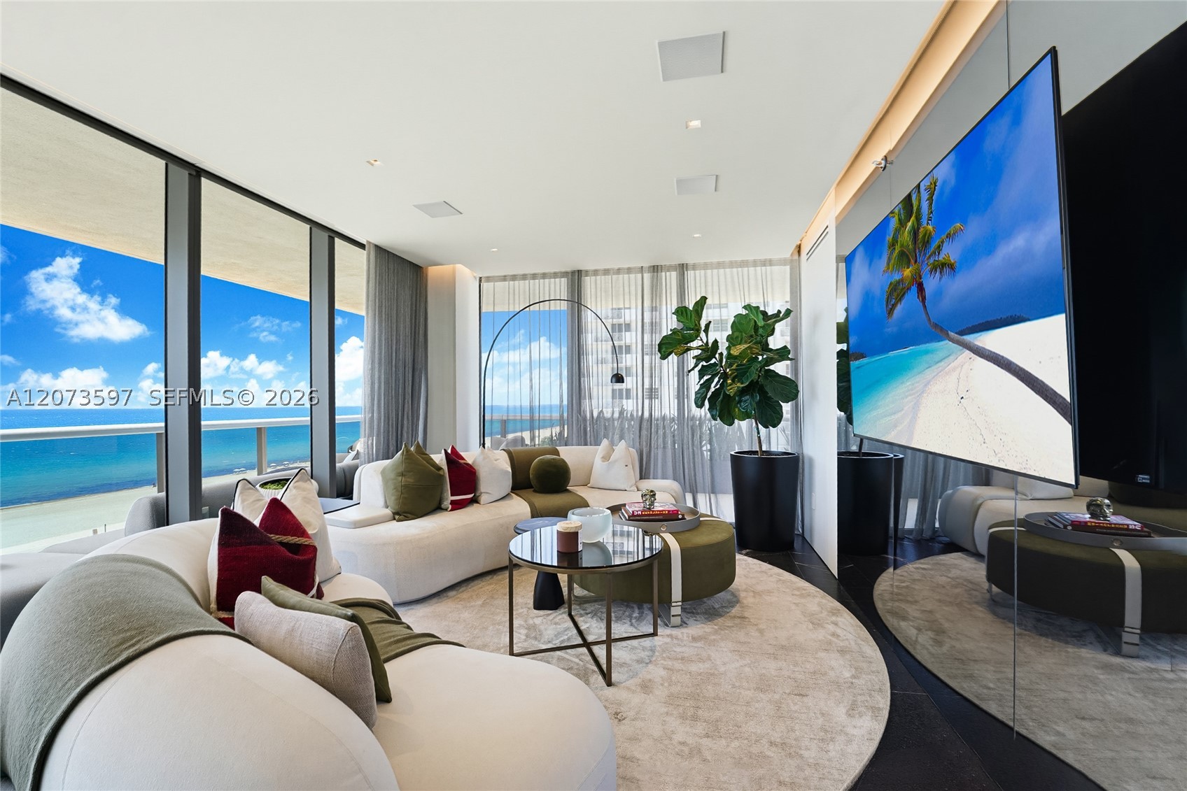 5875 Collins Ave #902 Miami Beach, FL 33140
