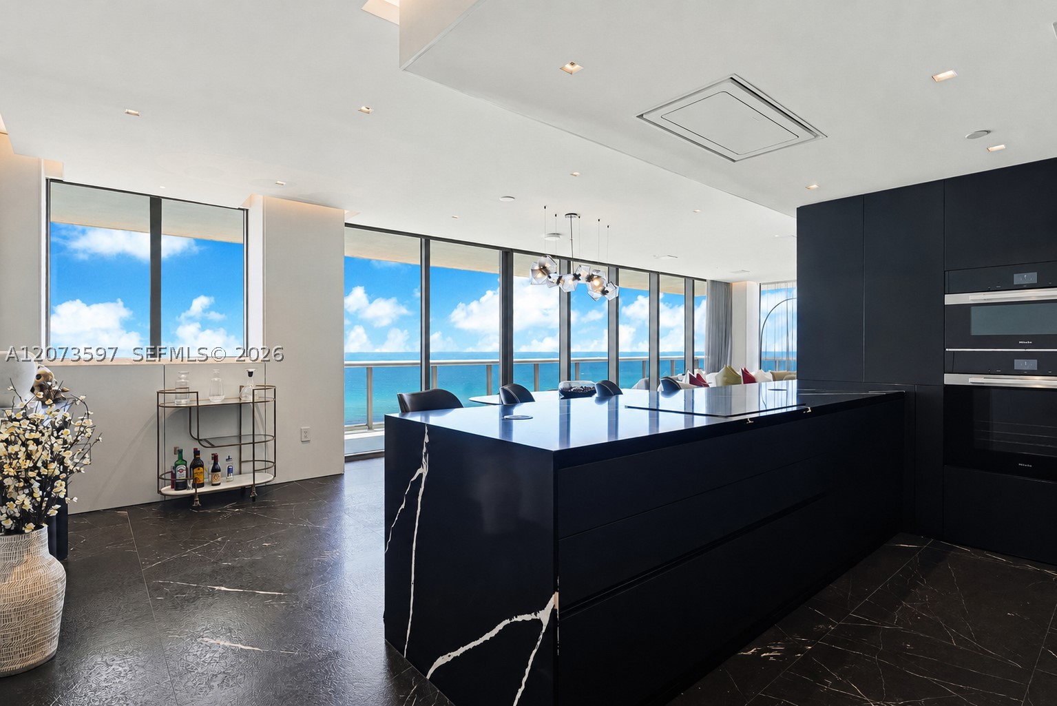 5875 Collins Ave #902 Miami Beach, FL 33140