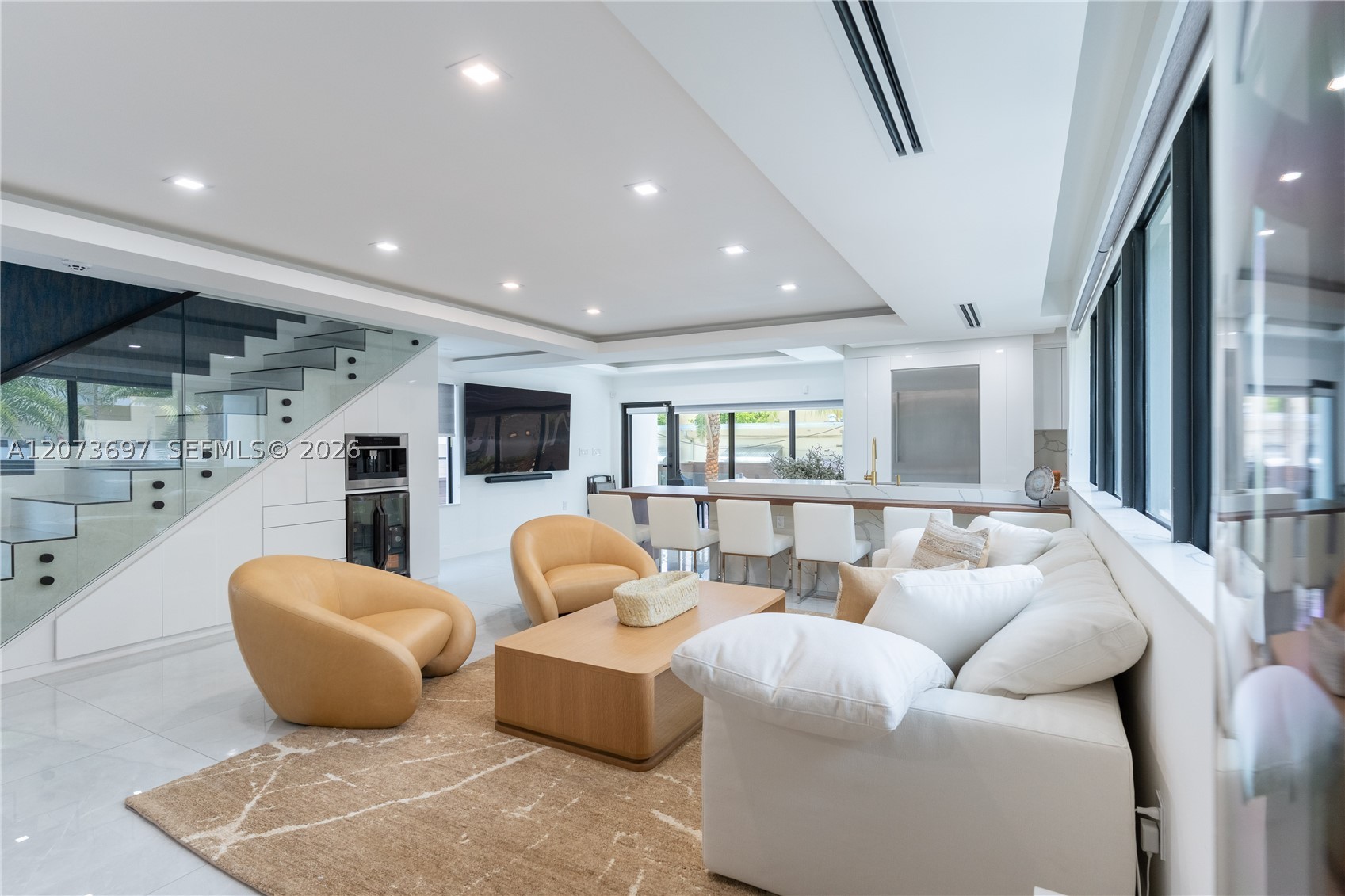 5601 N Ocean Dr Hollywood, FL 33019