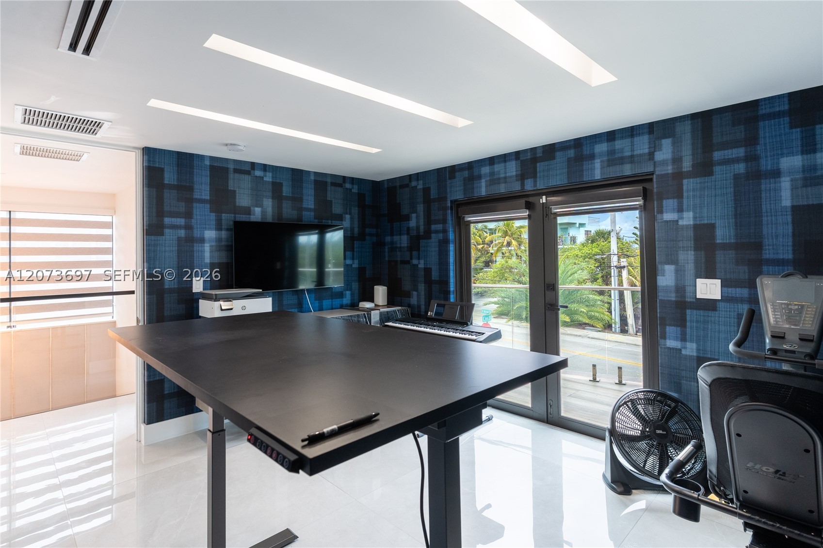 5601 N Ocean Dr Hollywood, FL 33019