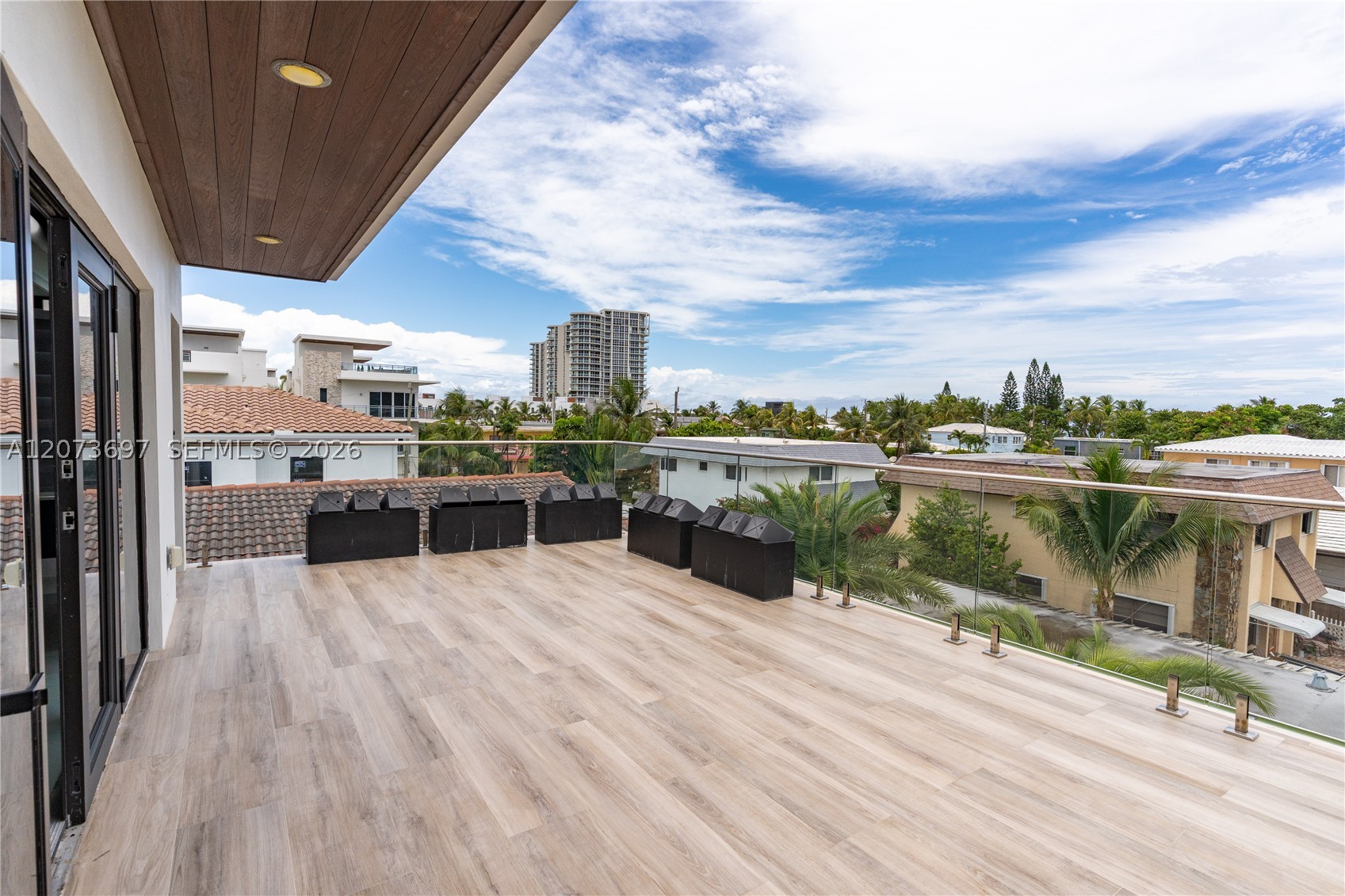5601 N Ocean Dr Hollywood, FL 33019