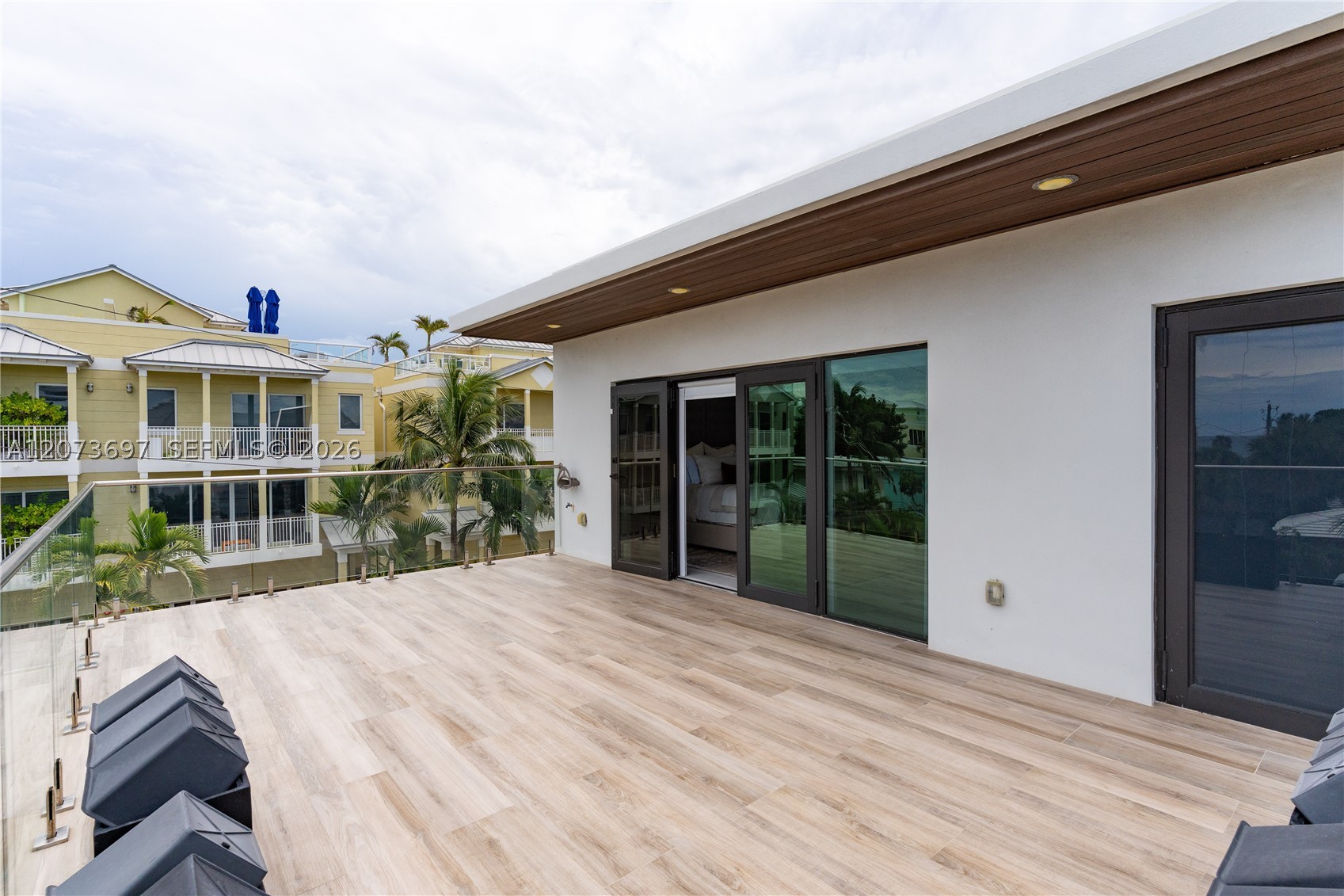5601 N Ocean Dr Hollywood, FL 33019
