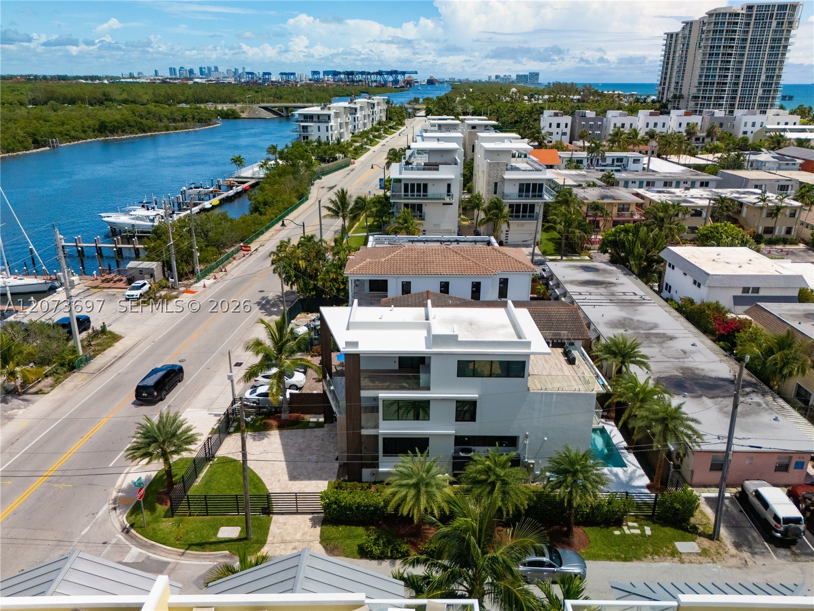 5601 N Ocean Dr Hollywood, FL 33019