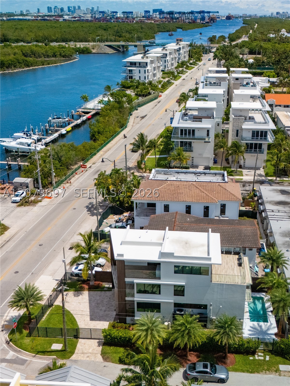 5601 N Ocean Dr Hollywood, FL 33019