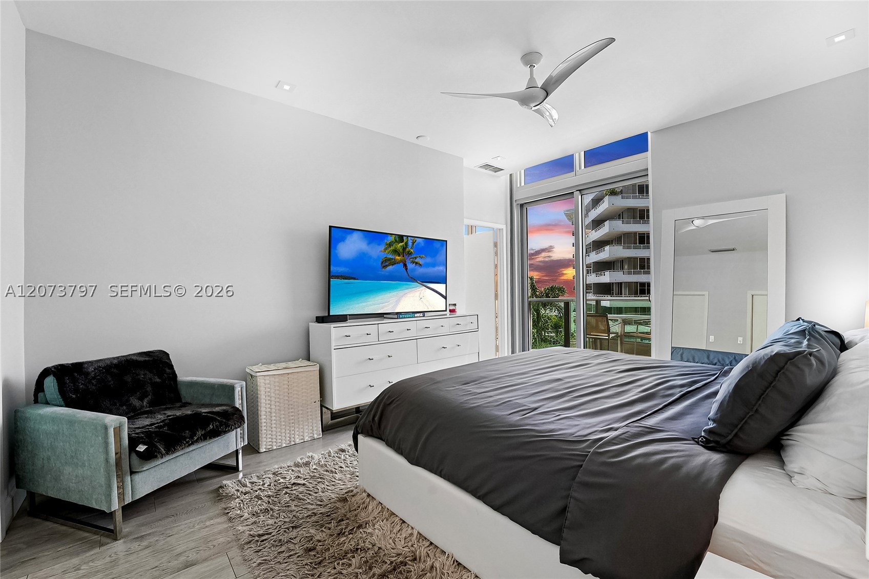 1331 Brickell Bay Dr #611 Miami, FL 33131
