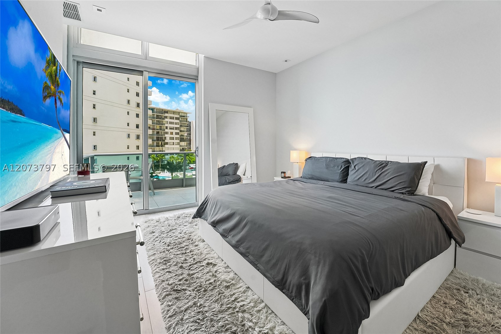 1331 Brickell Bay Dr #611 Miami, FL 33131
