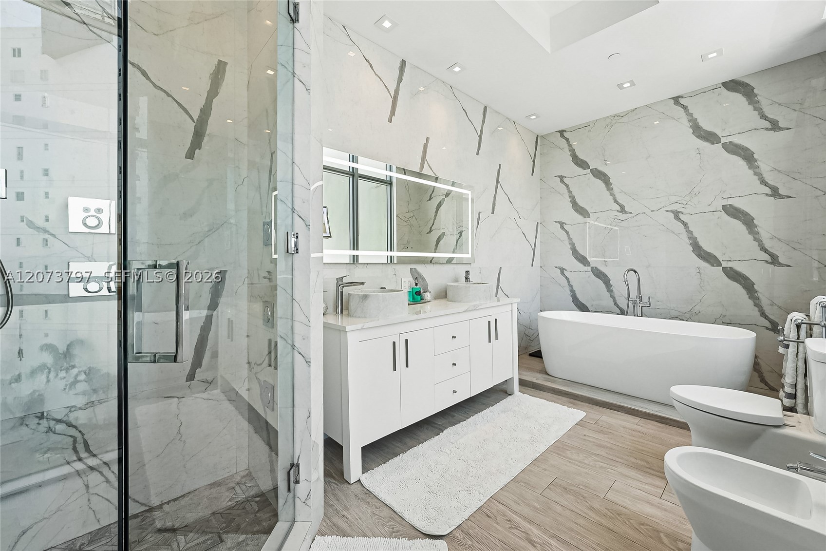 1331 Brickell Bay Dr #611 Miami, FL 33131