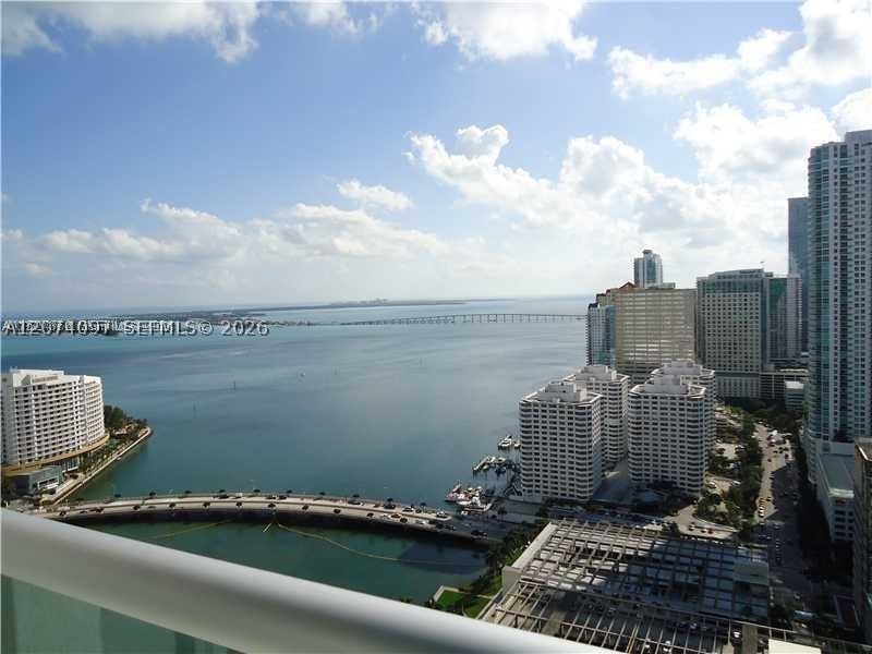 495 Brickell Ave #3609