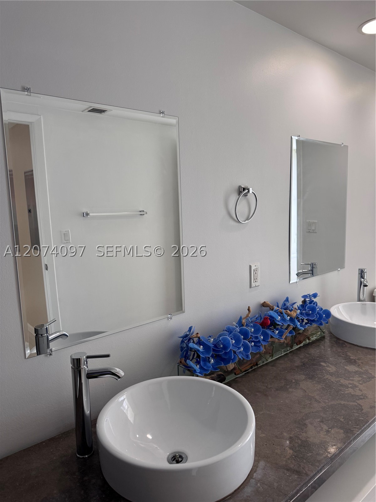 image Icon Brickell II11