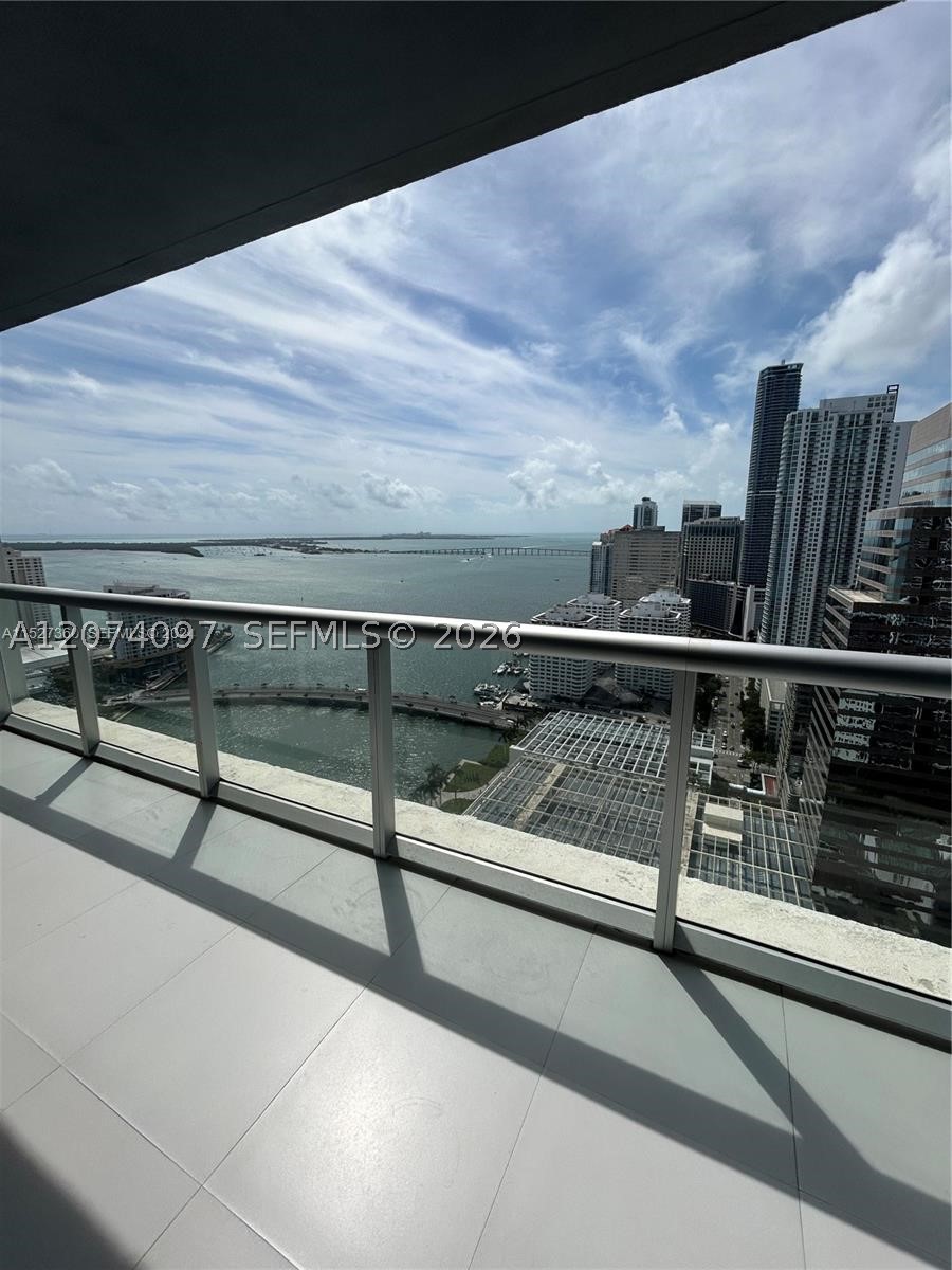 image Icon Brickell II2