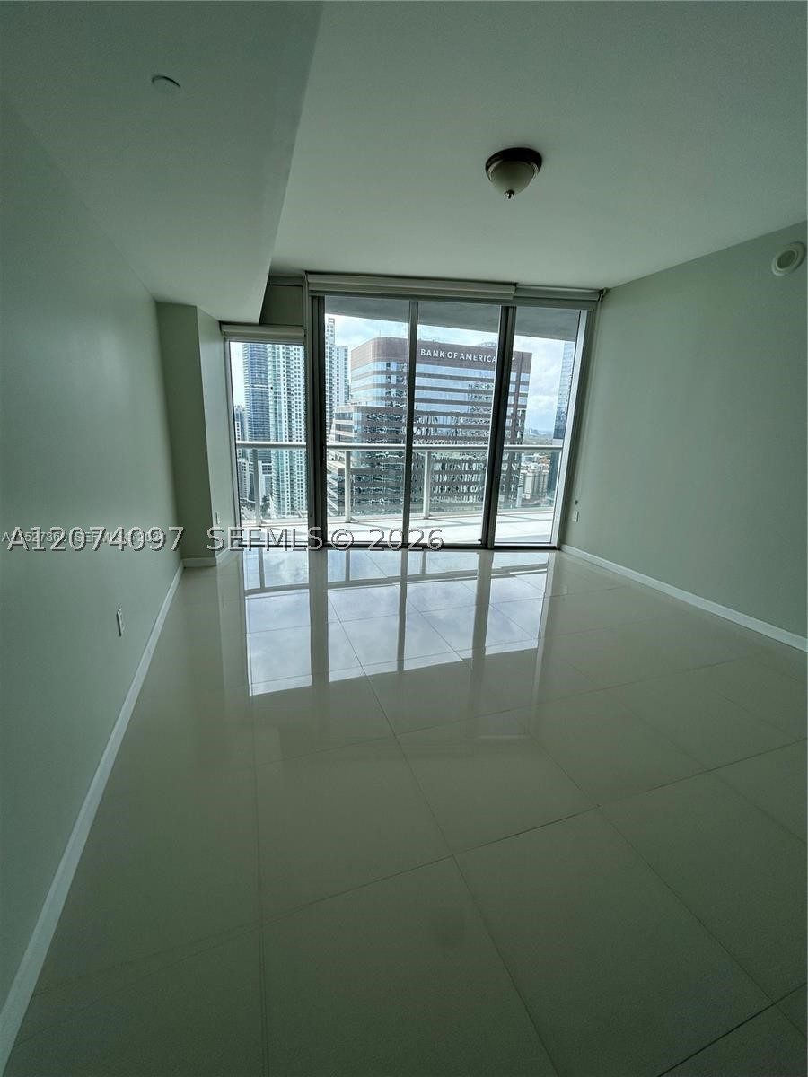image Icon Brickell II6
