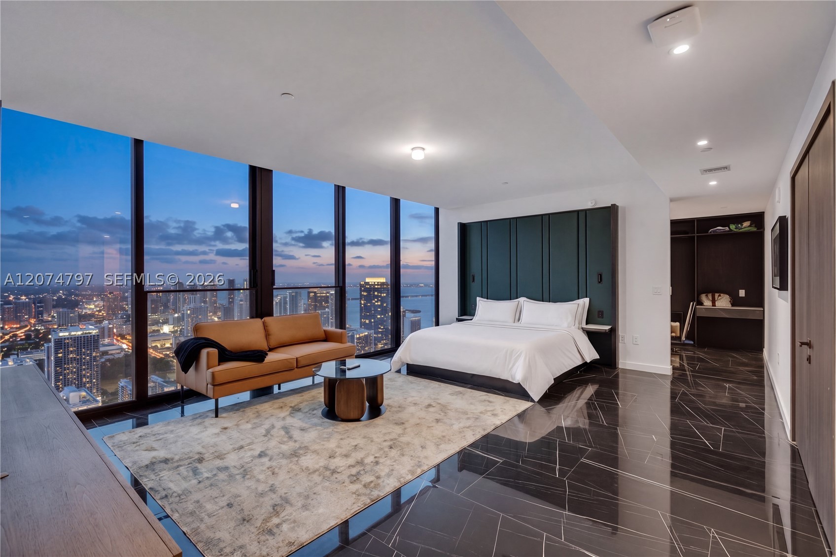 20 NE 11th St #6101 Miami, FL 33132