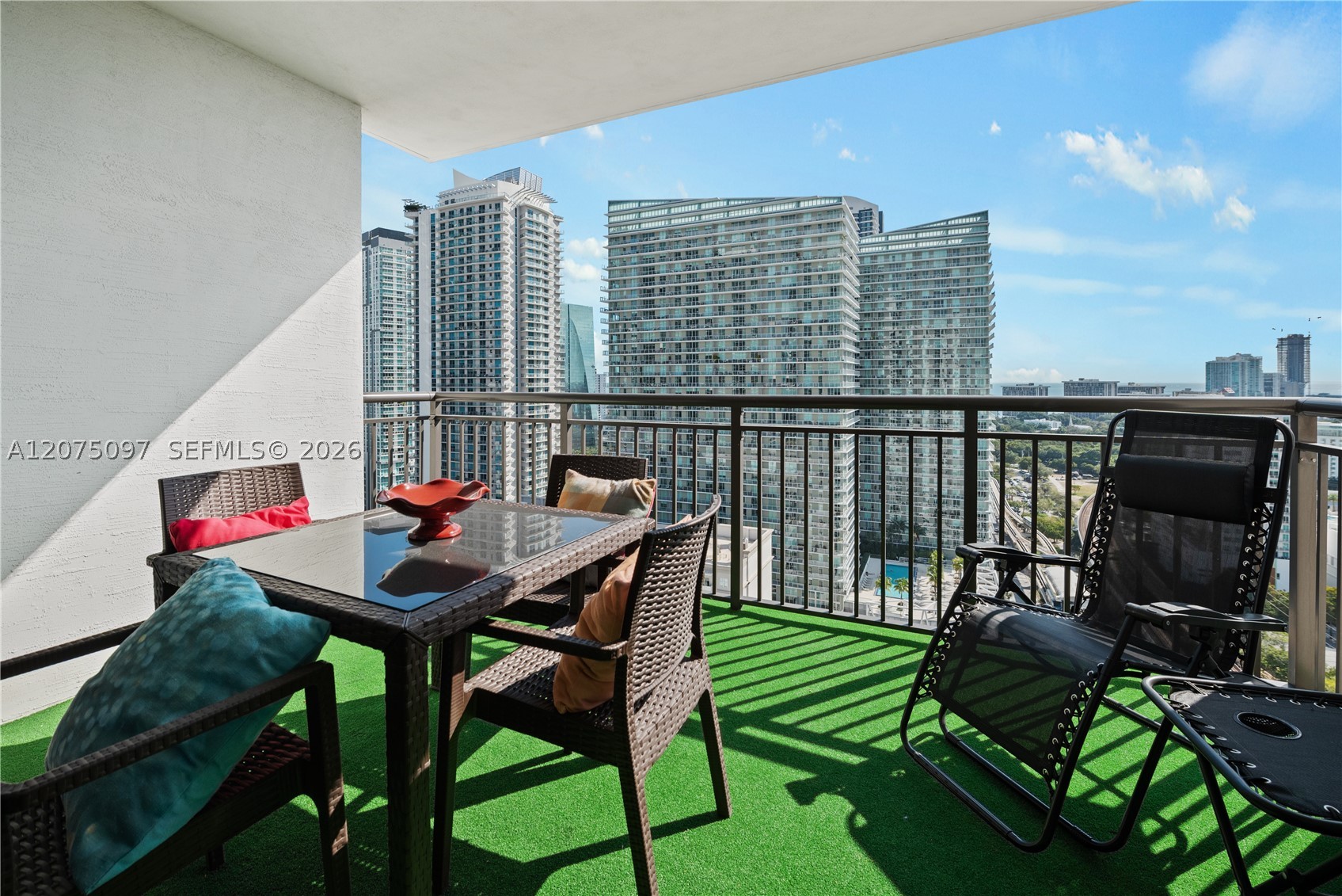 image Nine at Mary Brickell Village14
