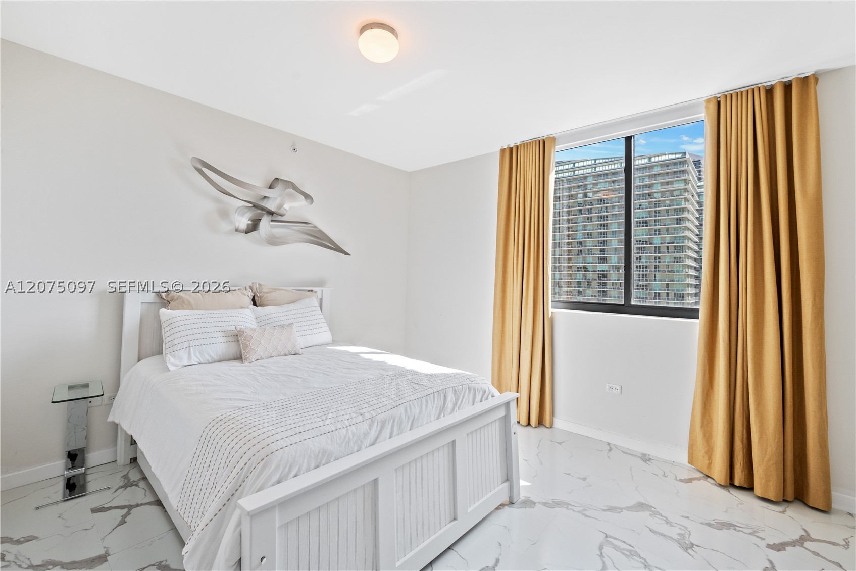 image Nine at Mary Brickell Village17