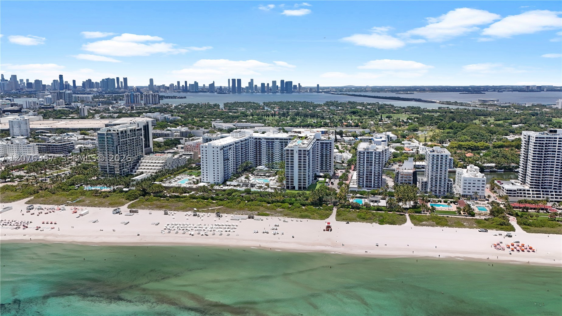 2301 Collins Ave #415