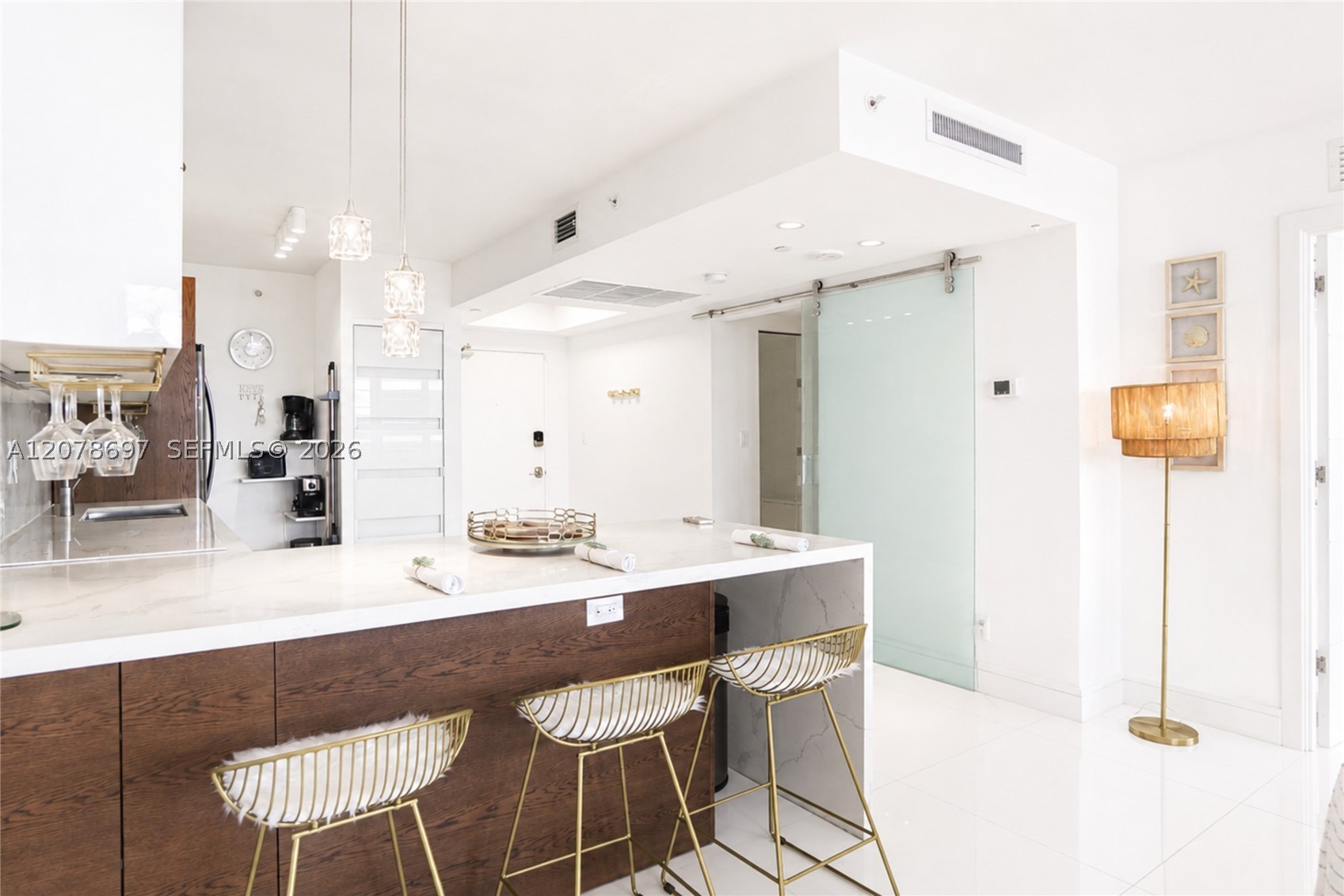 100 Lincoln Rd #1223 Miami Beach, FL 33139