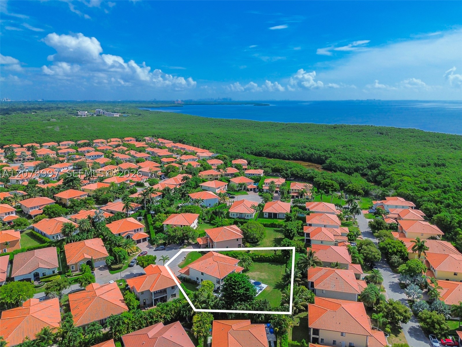 7516 SW 190th St Cutler Bay, FL 33157