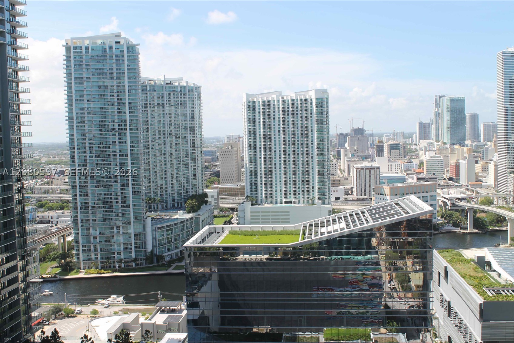 image Brickell Heights East0