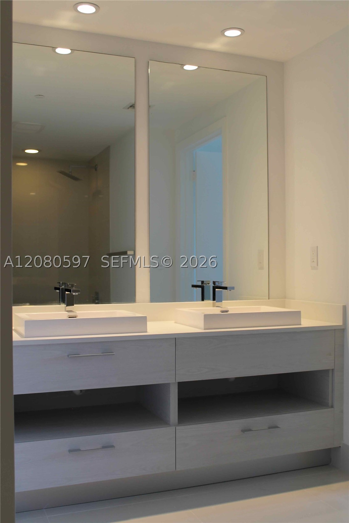 image Brickell Heights East18