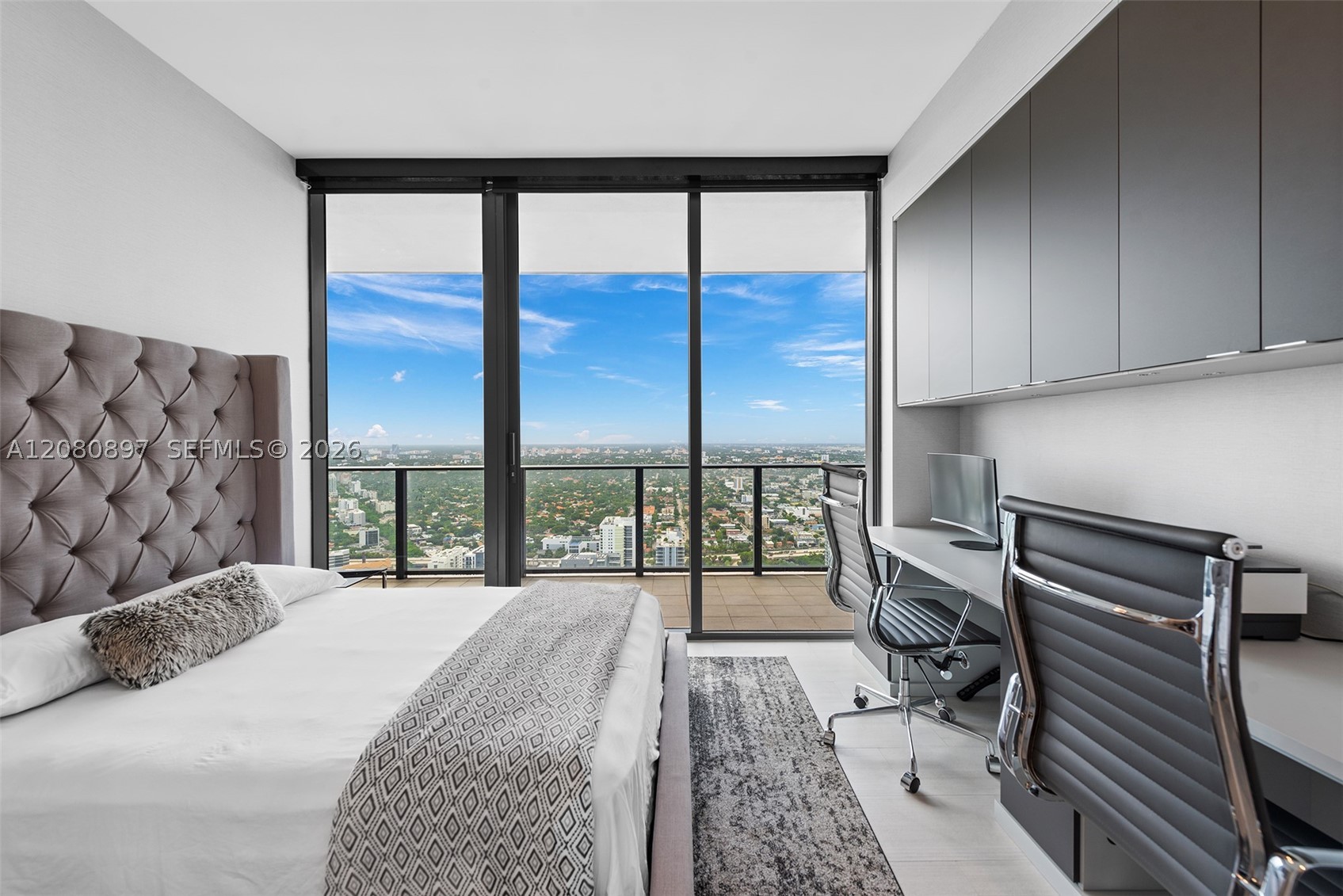image Brickell Flatiron23