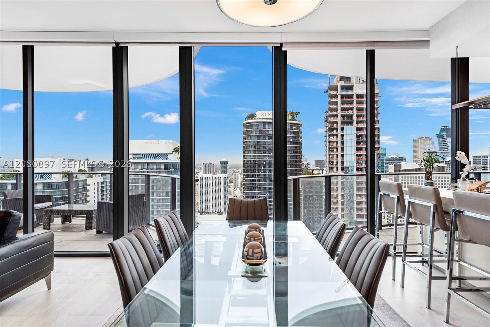 image Brickell Flatiron45