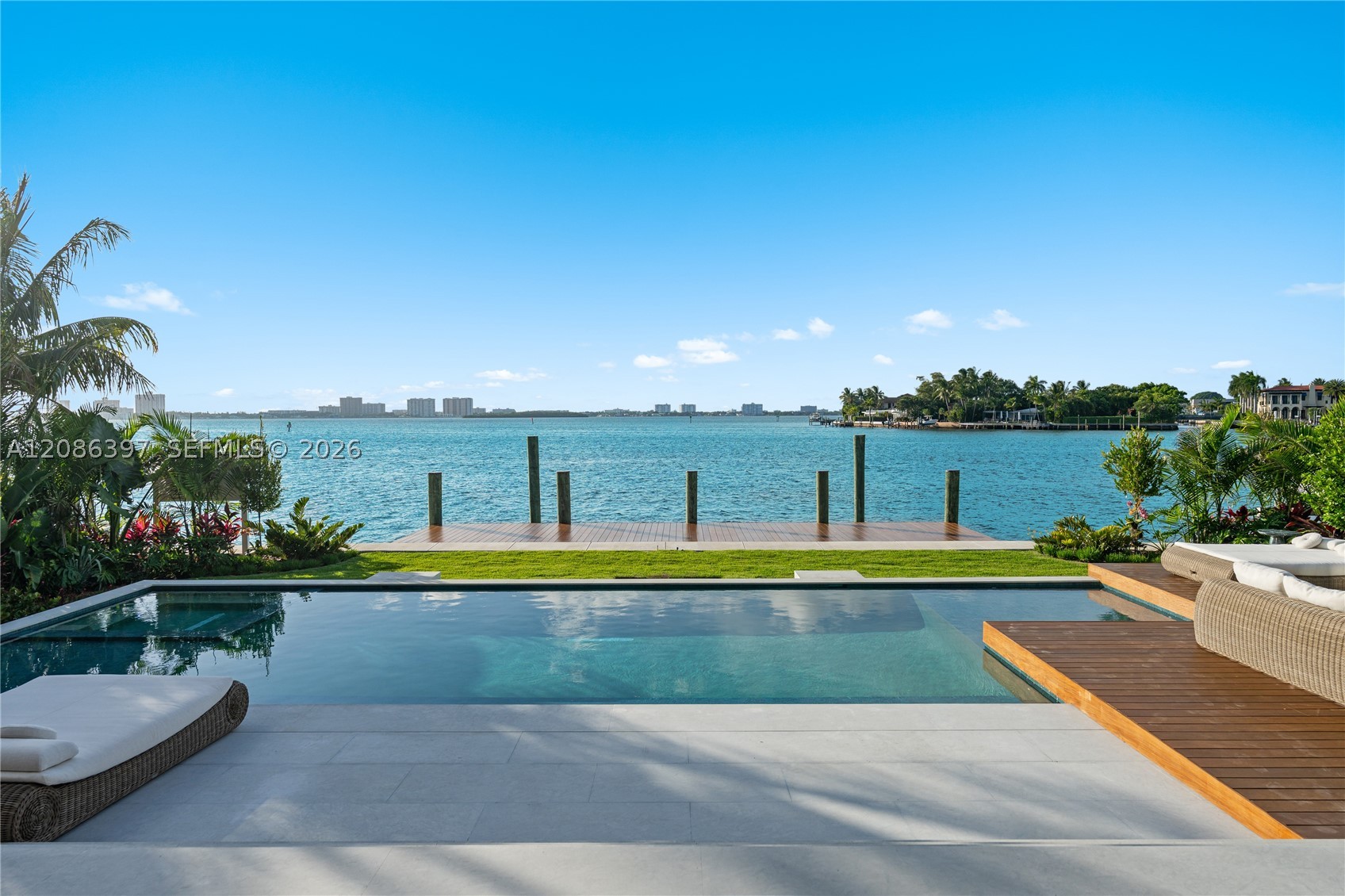 857 N Shore Dr Miami Beach, FL 33141