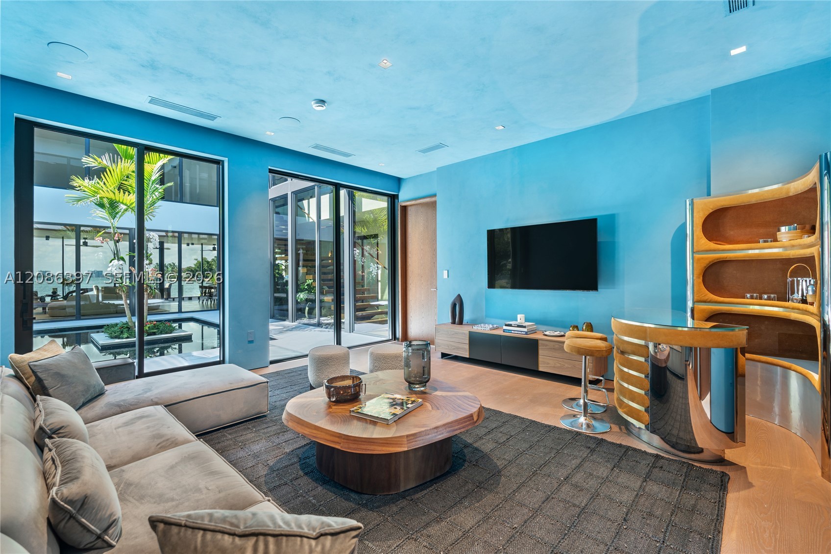 857 N Shore Dr Miami Beach, FL 33141