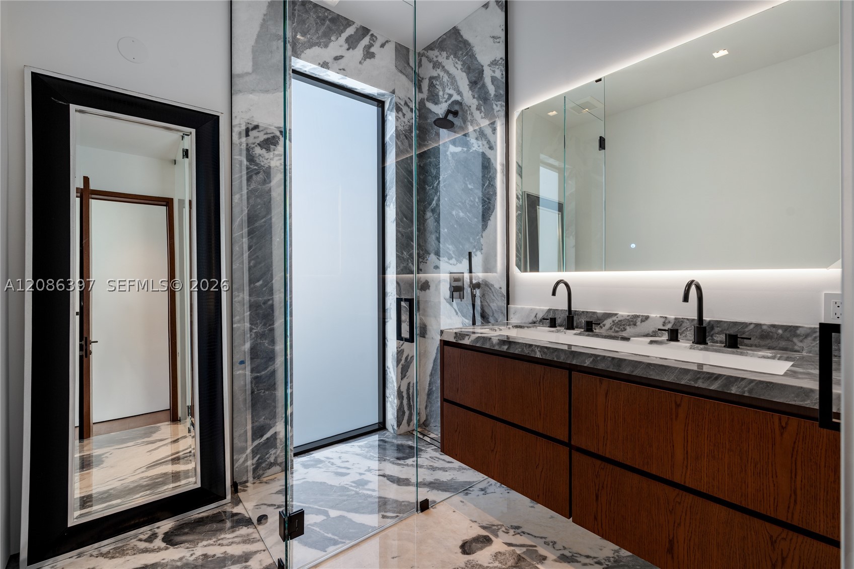 857 N Shore Dr Miami Beach, FL 33141
