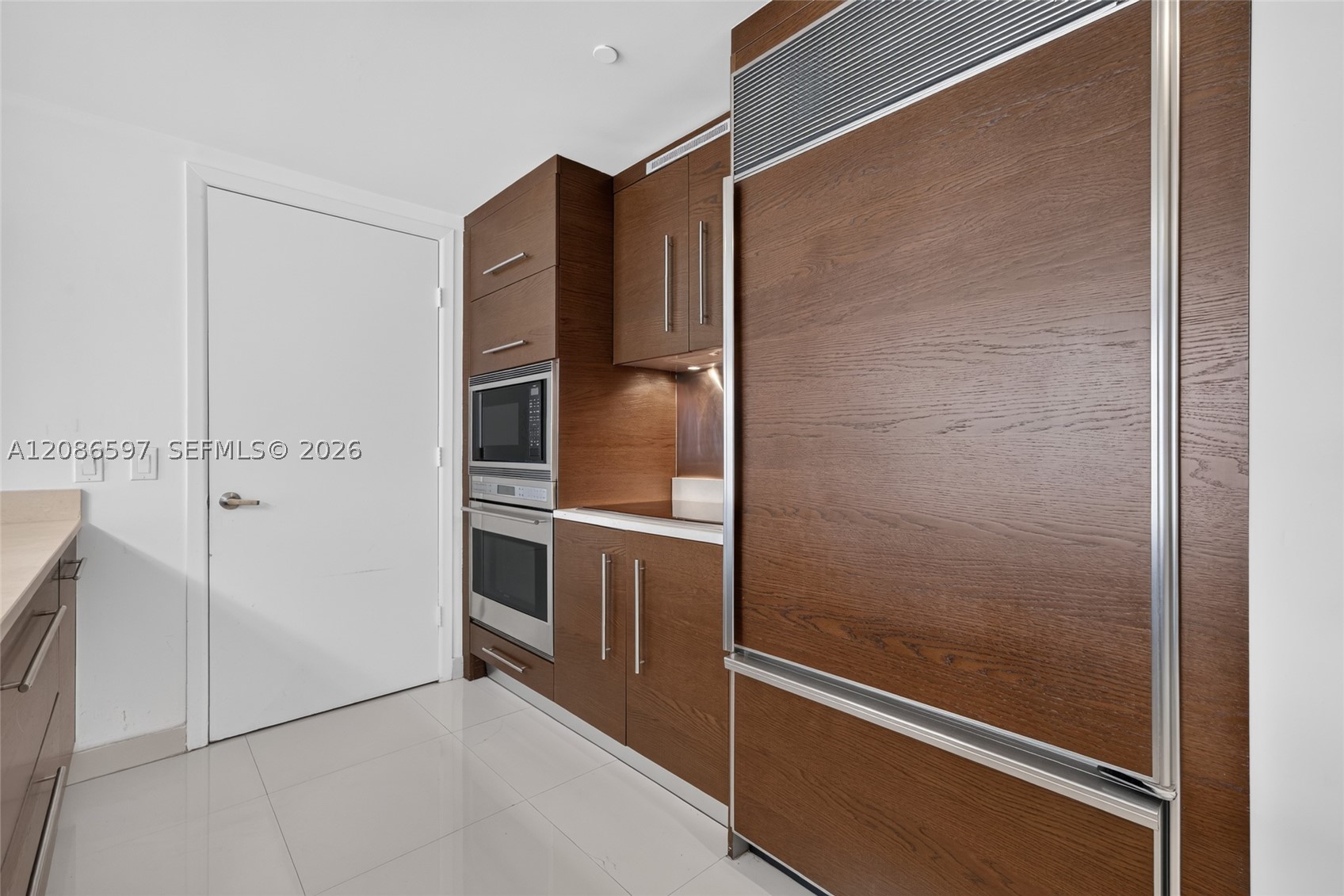 image Icon Brickell I10