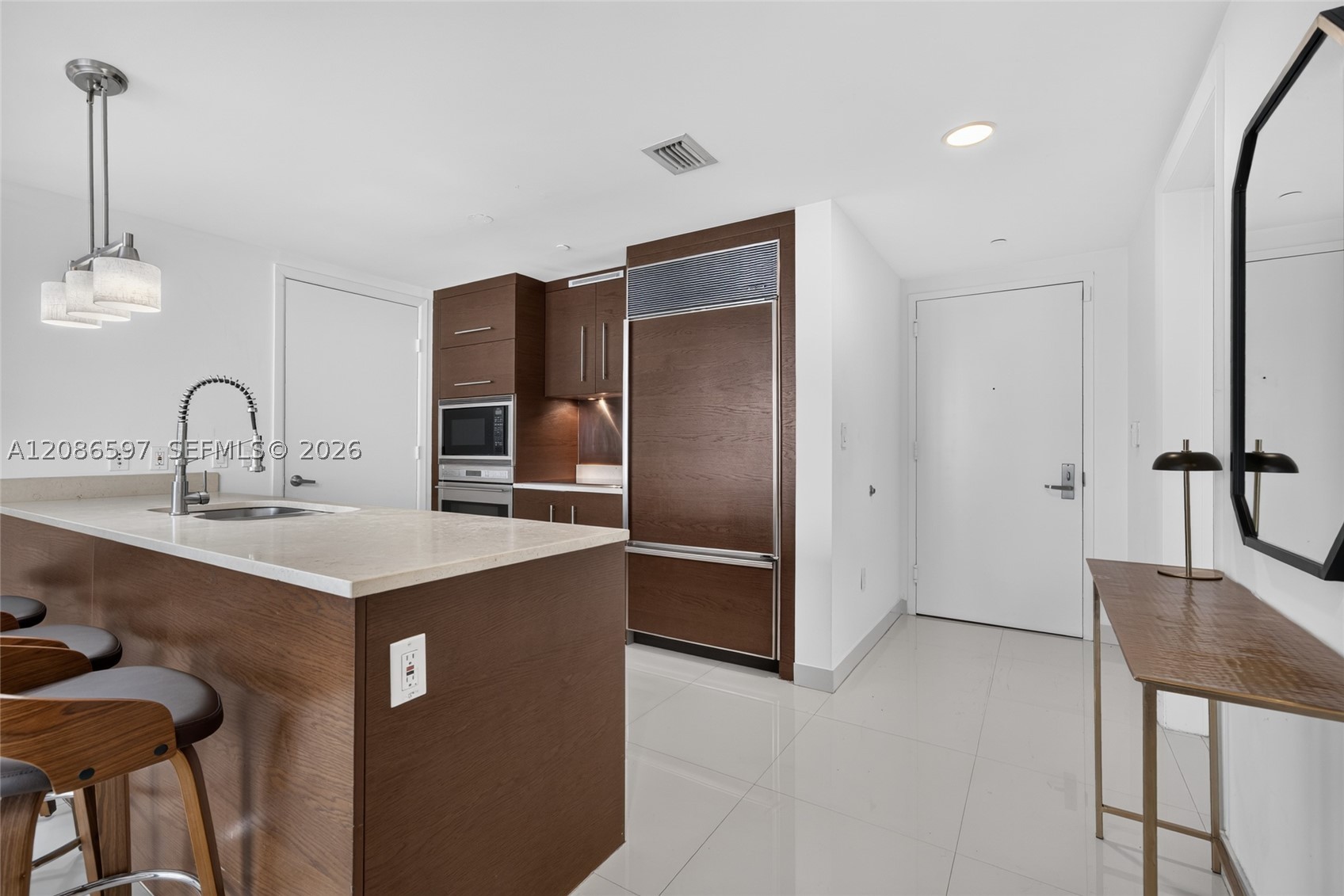 image Icon Brickell I12