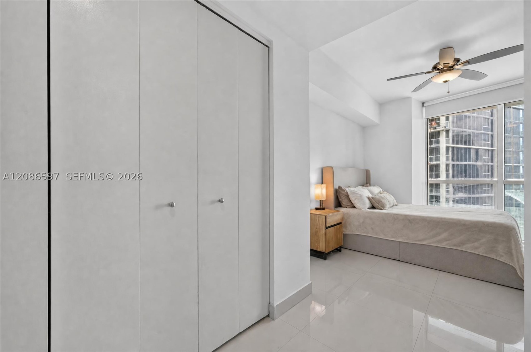 image Icon Brickell I25